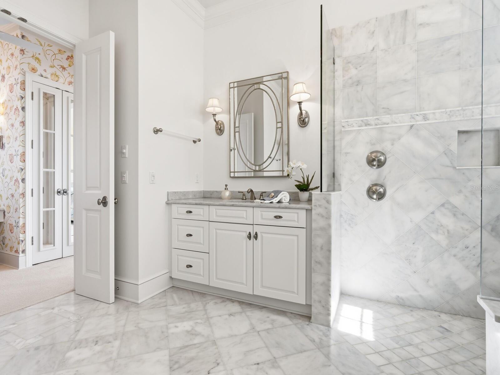 Image 38 of 87 For 560 Harbor Point Road