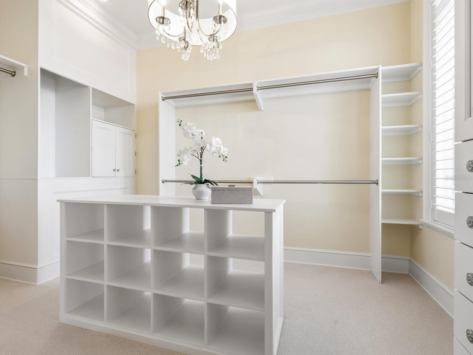 Image 39 of 87 For 560 Harbor Point Road