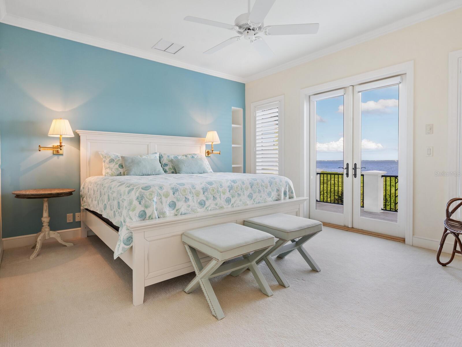 Image 44 of 87 For 560 Harbor Point Road