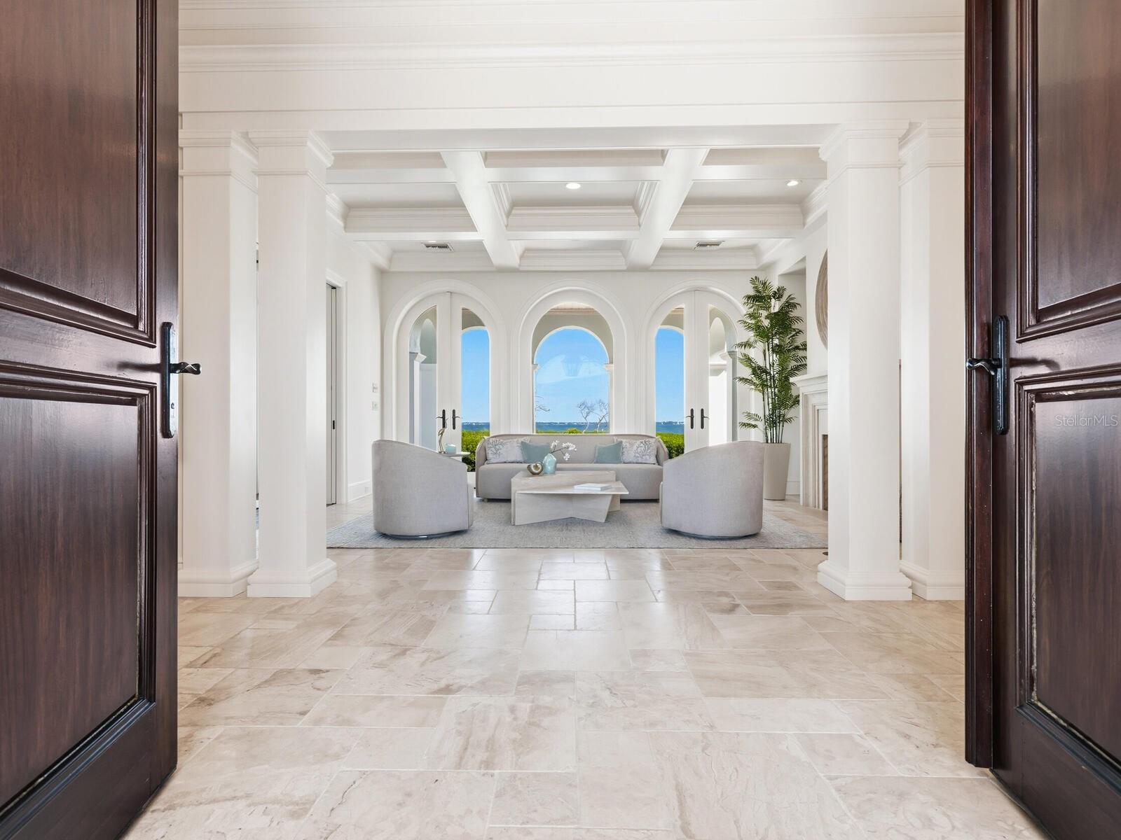 Image 6 of 87 For 560 Harbor Point Road