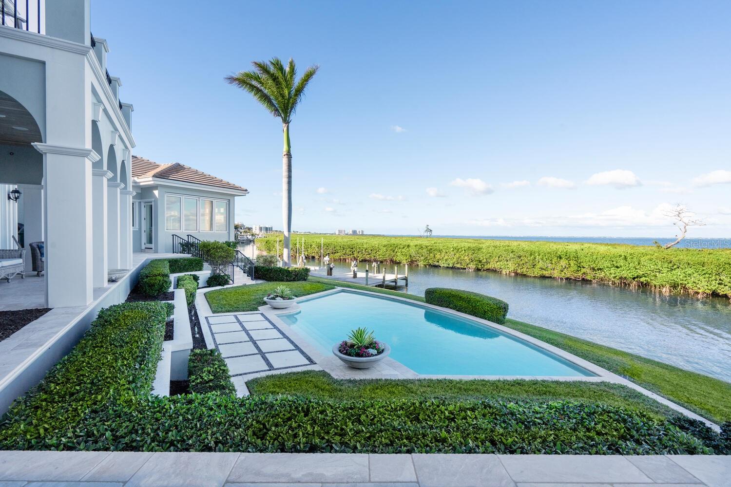 Image 77 of 87 For 560 Harbor Point Road