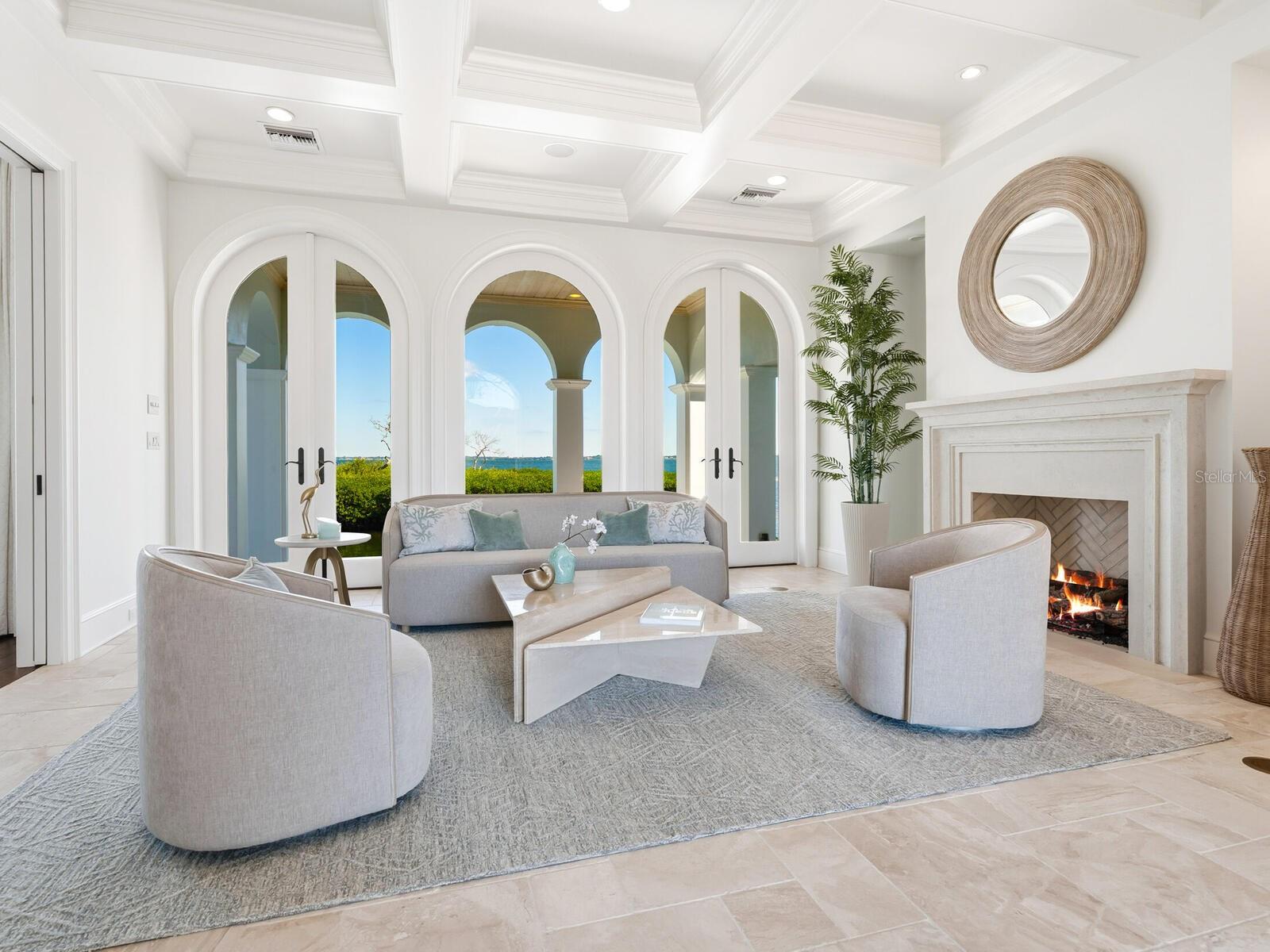 Image 8 of 87 For 560 Harbor Point Road