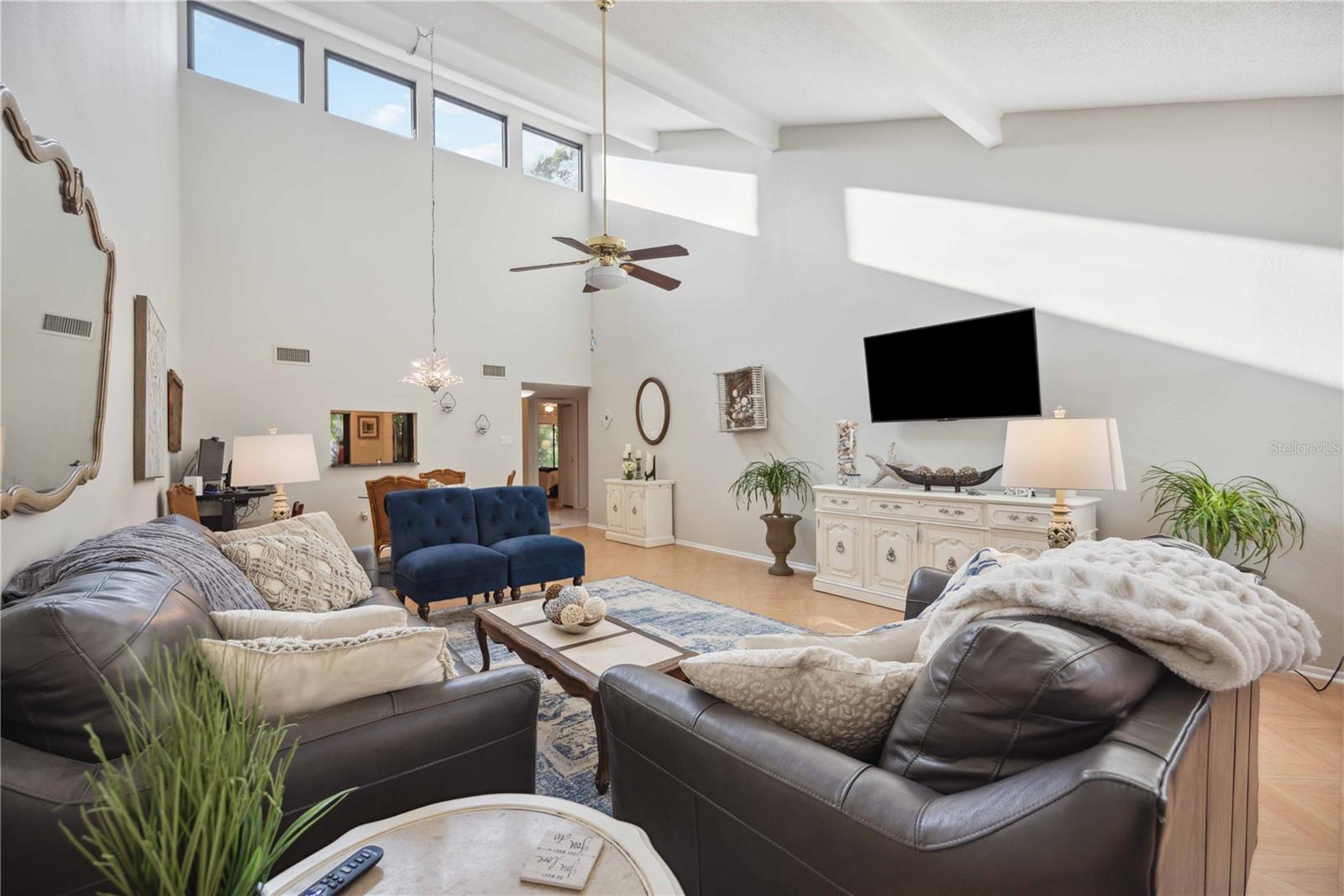 Image 18 of 53 For 2584 Arboretum Circle 20