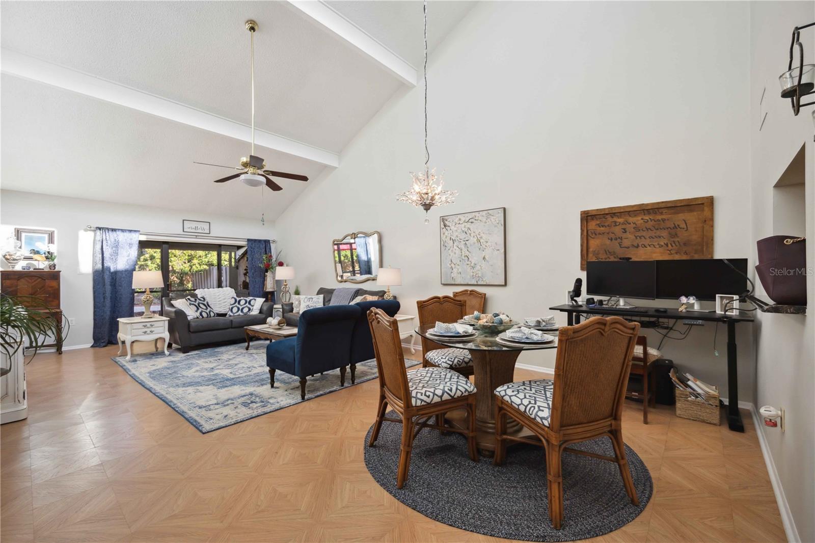 Image 20 of 53 For 2584 Arboretum Circle 20