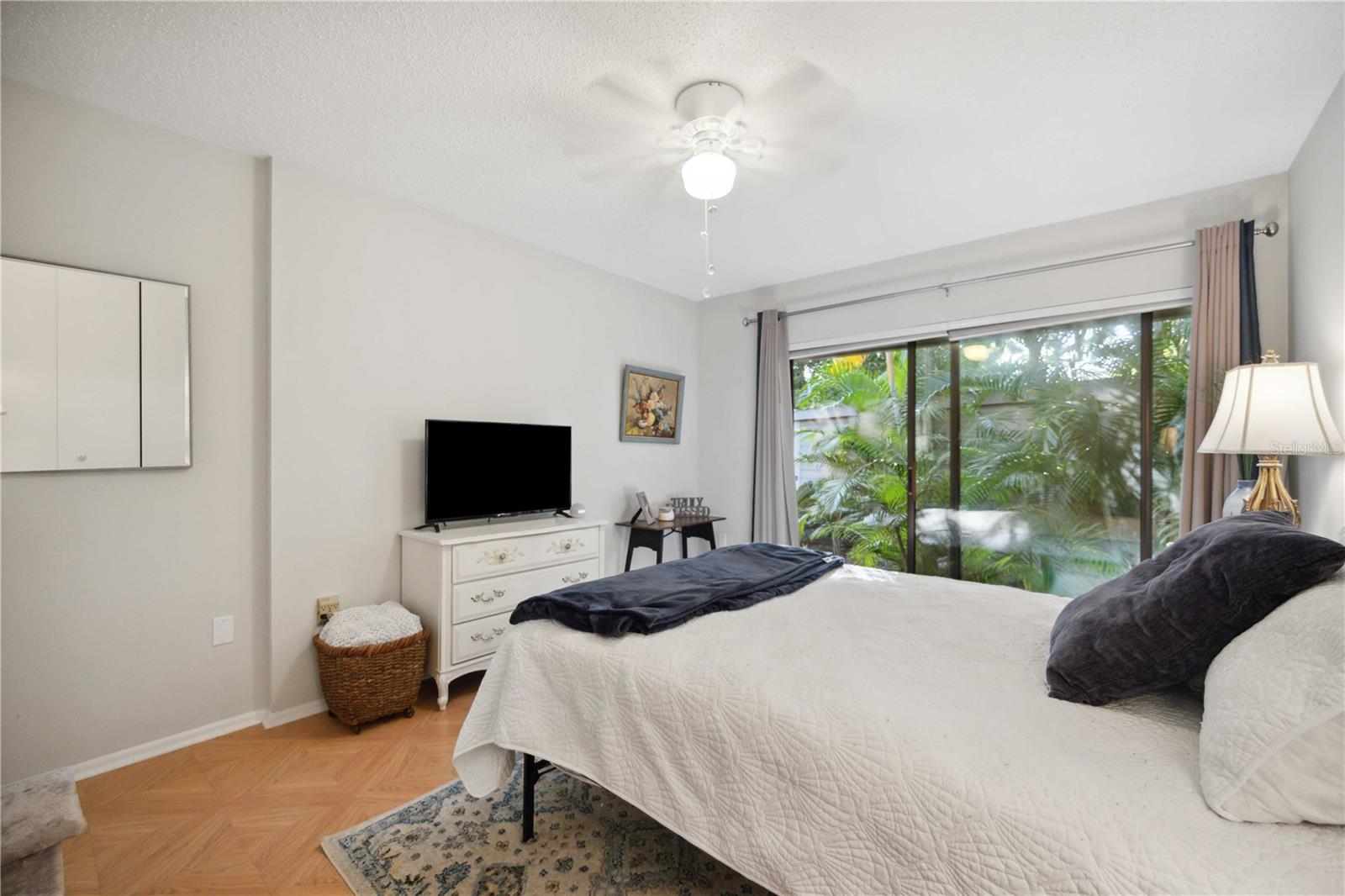 Image 30 of 53 For 2584 Arboretum Circle 20