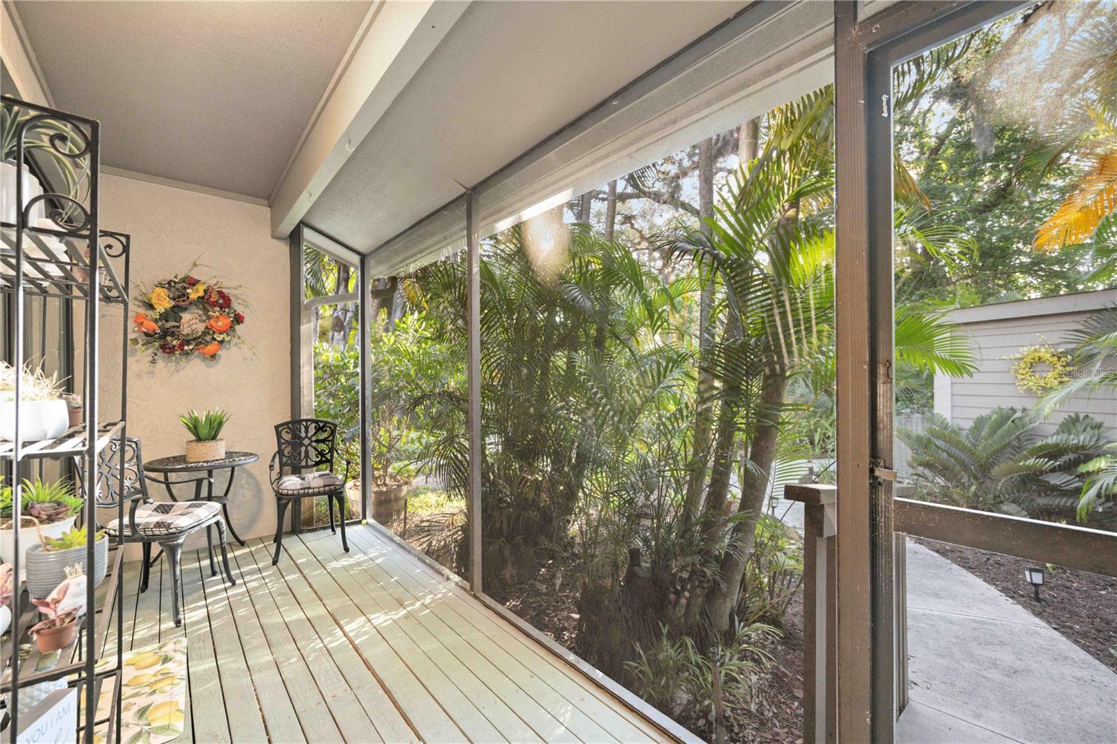 Image 34 of 53 For 2584 Arboretum Circle 20