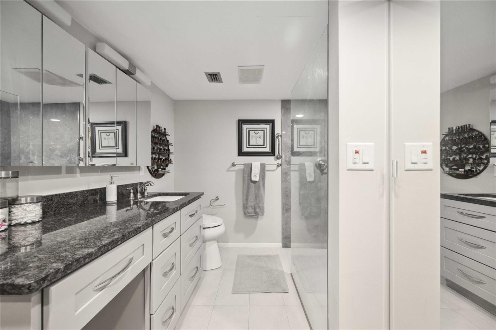 Image 37 of 53 For 2584 Arboretum Circle 20