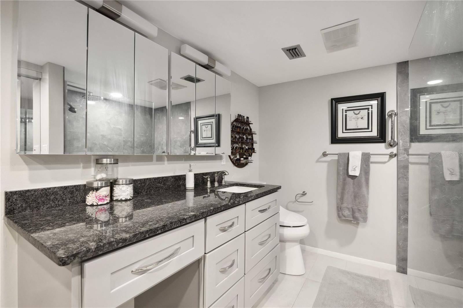 Image 38 of 53 For 2584 Arboretum Circle 20