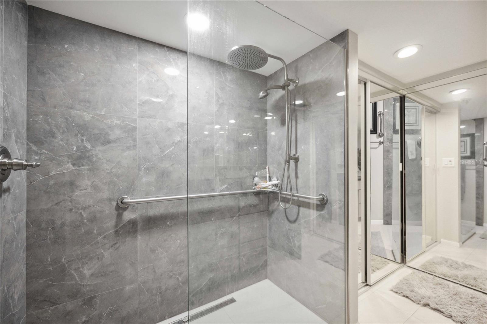 Image 39 of 53 For 2584 Arboretum Circle 20