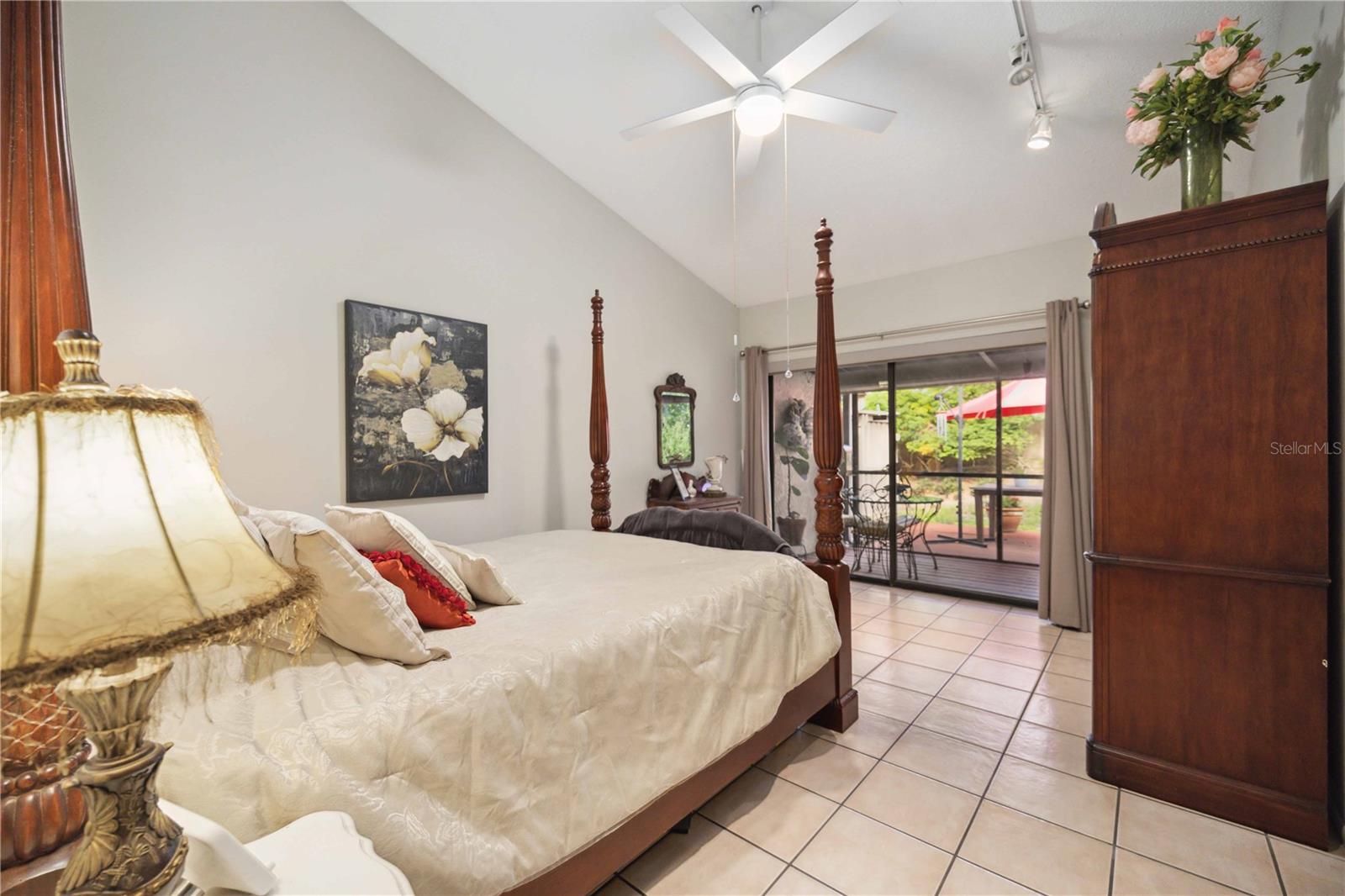 Image 40 of 53 For 2584 Arboretum Circle 20