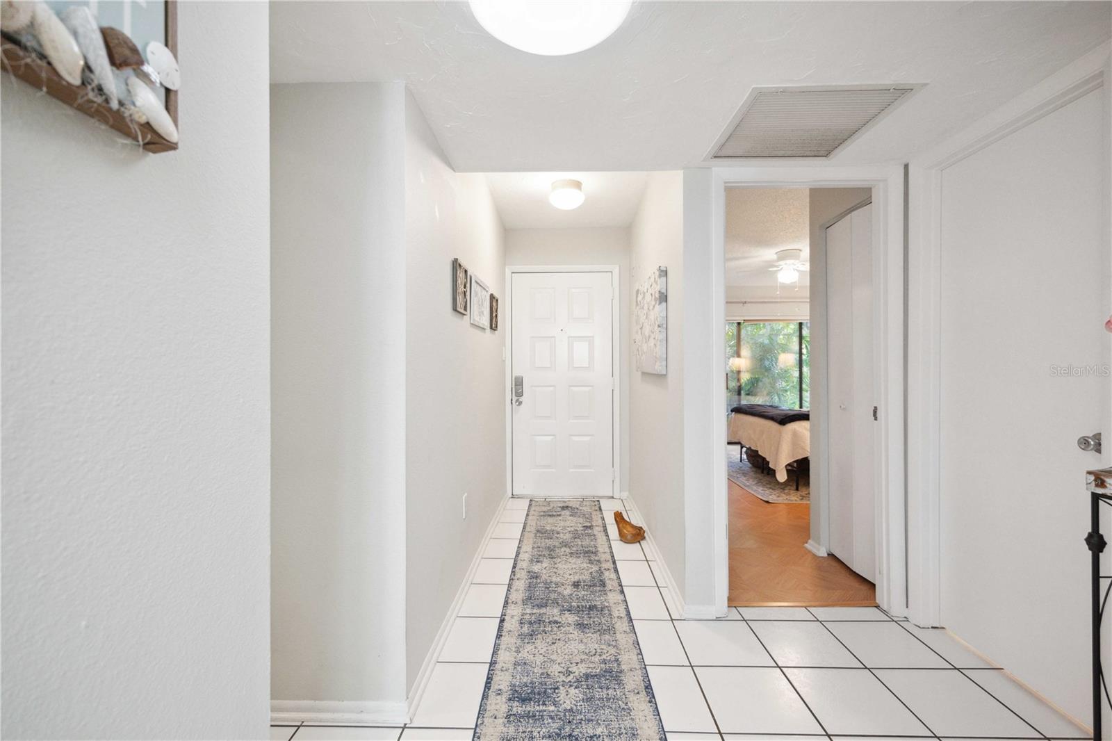 Image 6 of 53 For 2584 Arboretum Circle 20