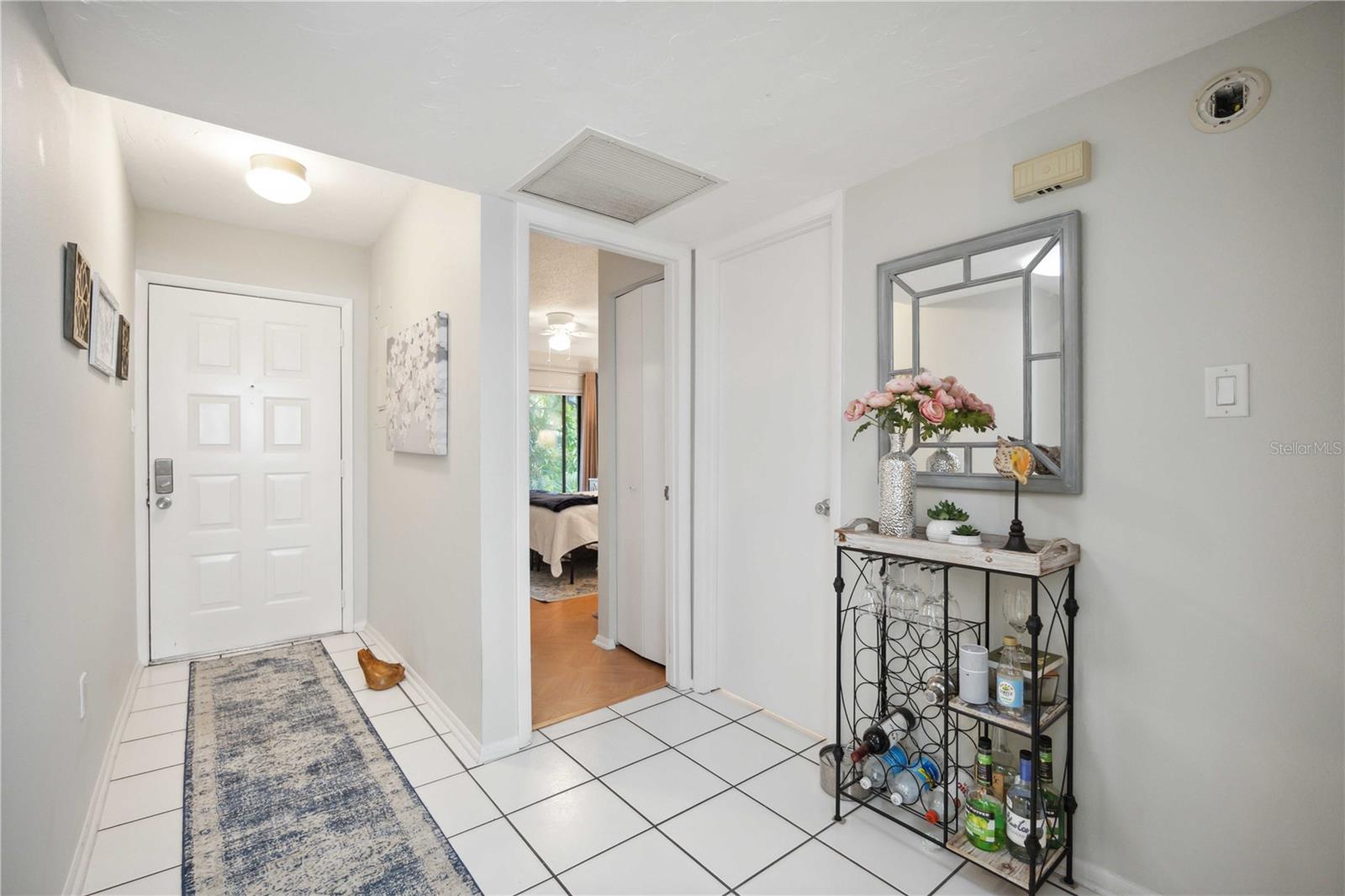 Image 7 of 53 For 2584 Arboretum Circle 20