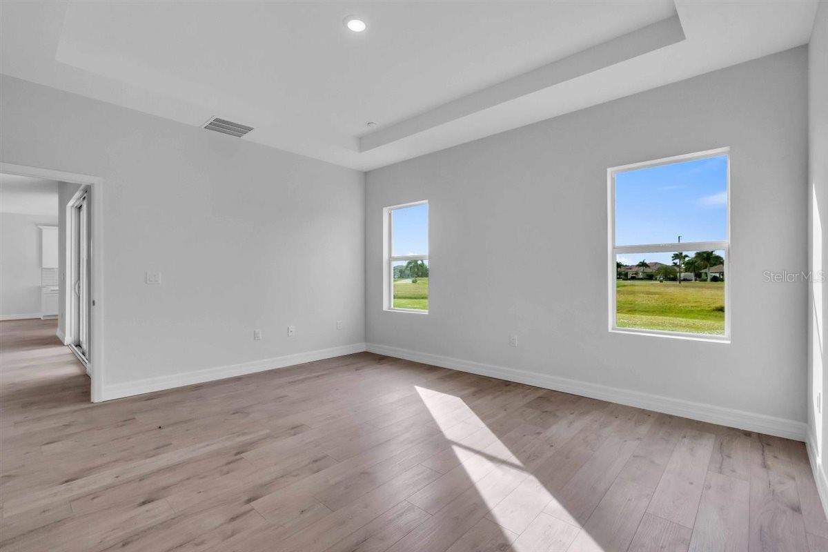 Image 19 of 44 For 17211 Nile Court