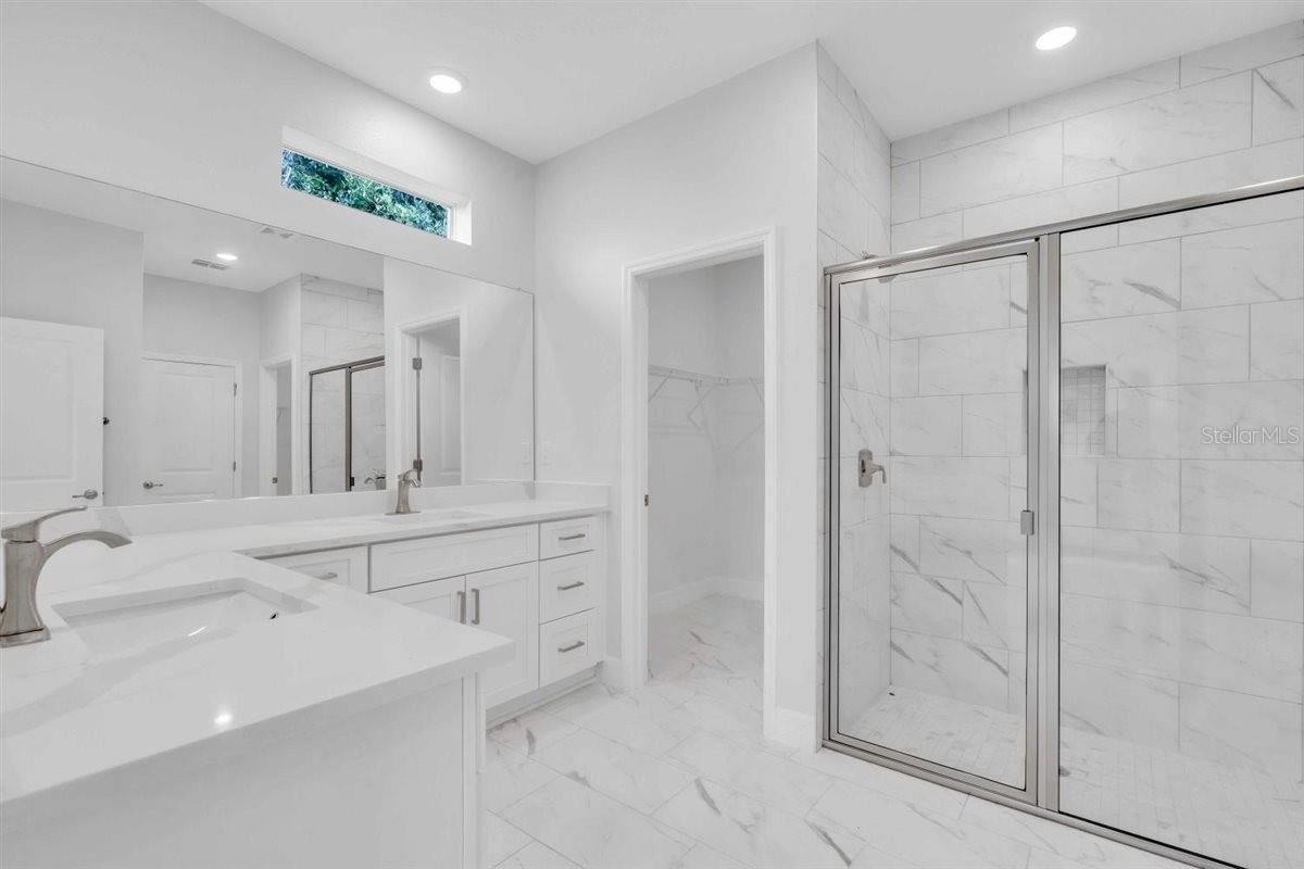 Image 21 of 44 For 17211 Nile Court