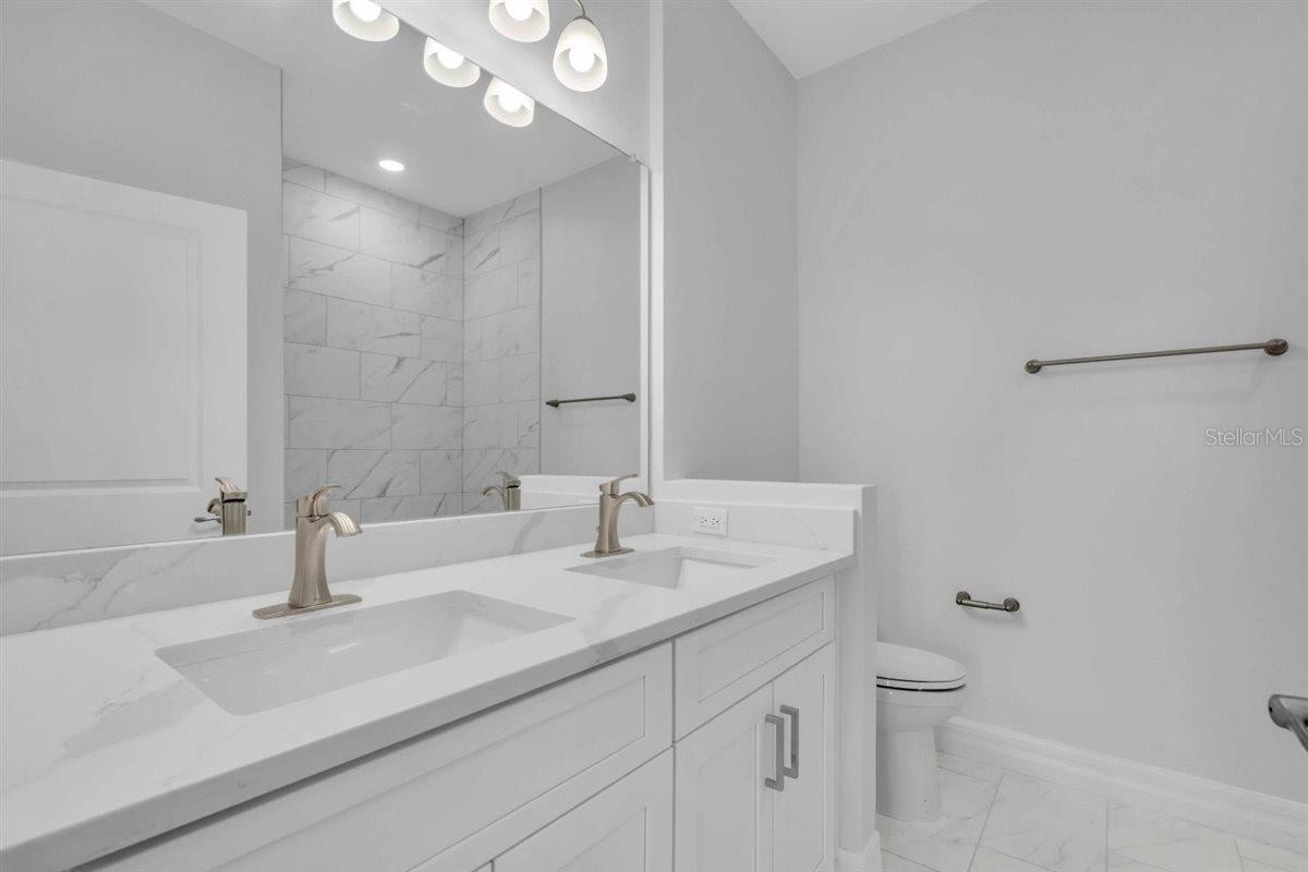 Image 24 of 44 For 17211 Nile Court