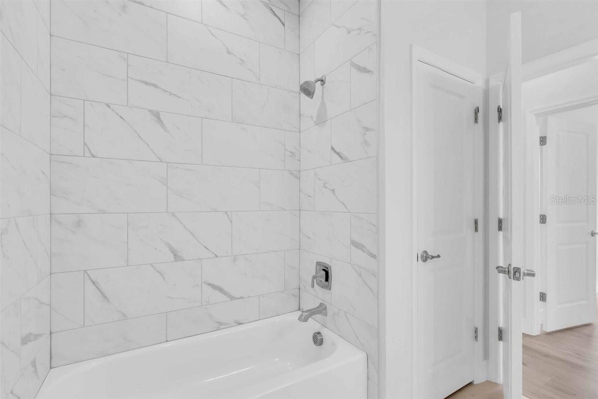 Image 25 of 44 For 17211 Nile Court