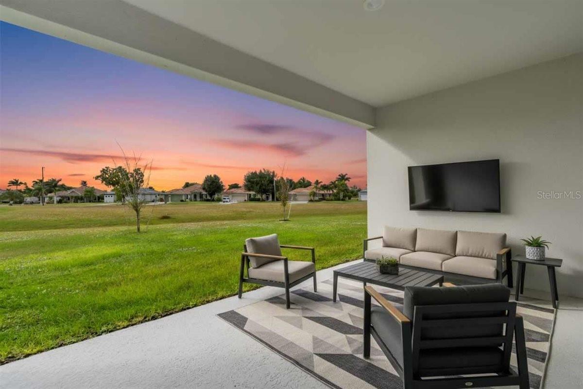 Image 7 of 44 For 17211 Nile Court