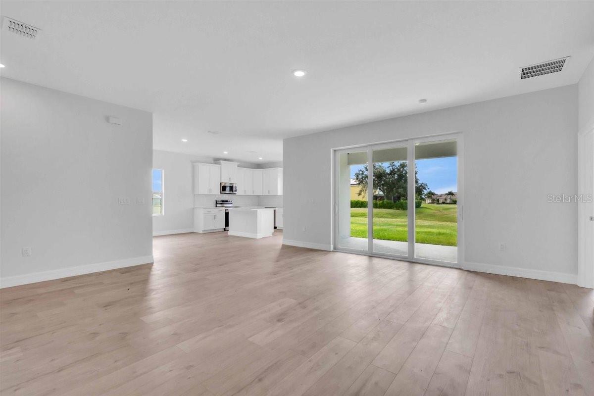 Image 8 of 44 For 17211 Nile Court