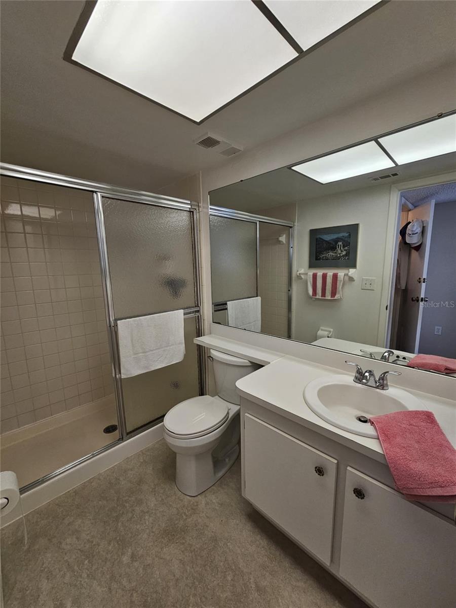 Image 13 of 33 For 425 30th Avenue W C206