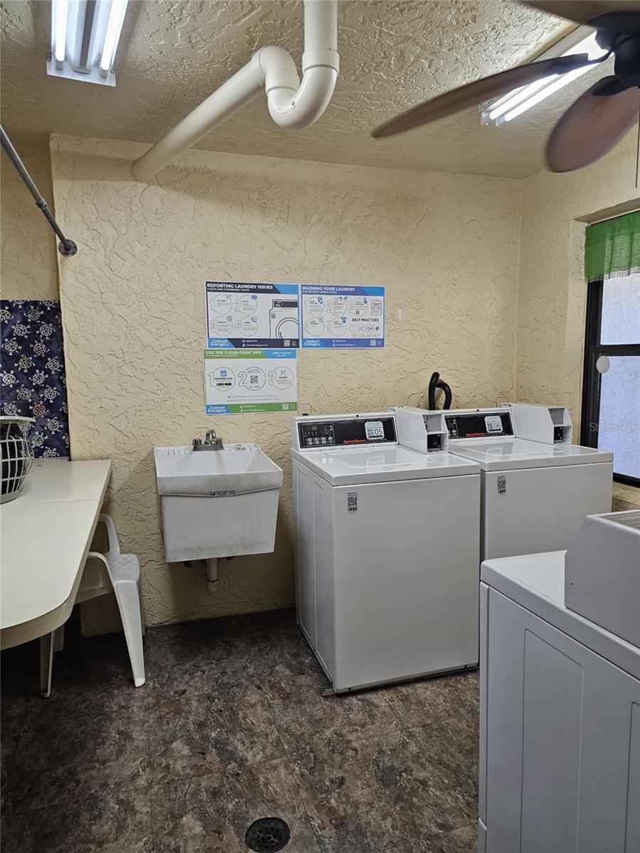 Image 28 of 33 For 425 30th Avenue W C206