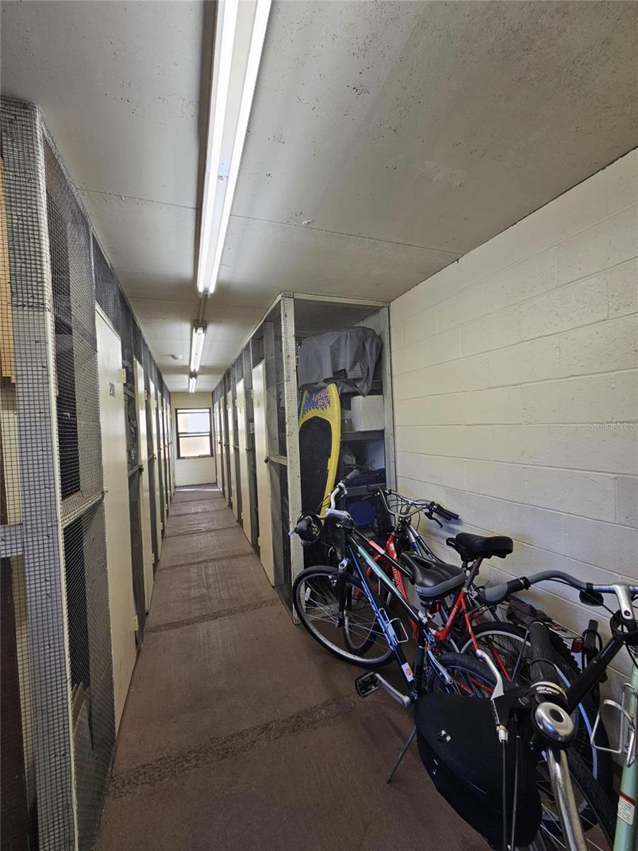 Image 29 of 33 For 425 30th Avenue W C206