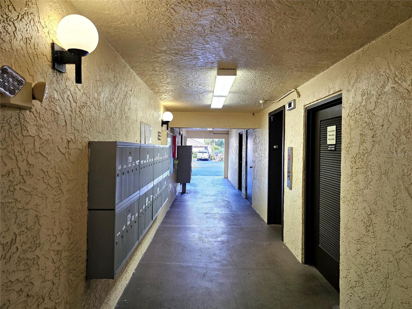 Image 32 of 33 For 425 30th Avenue W C206