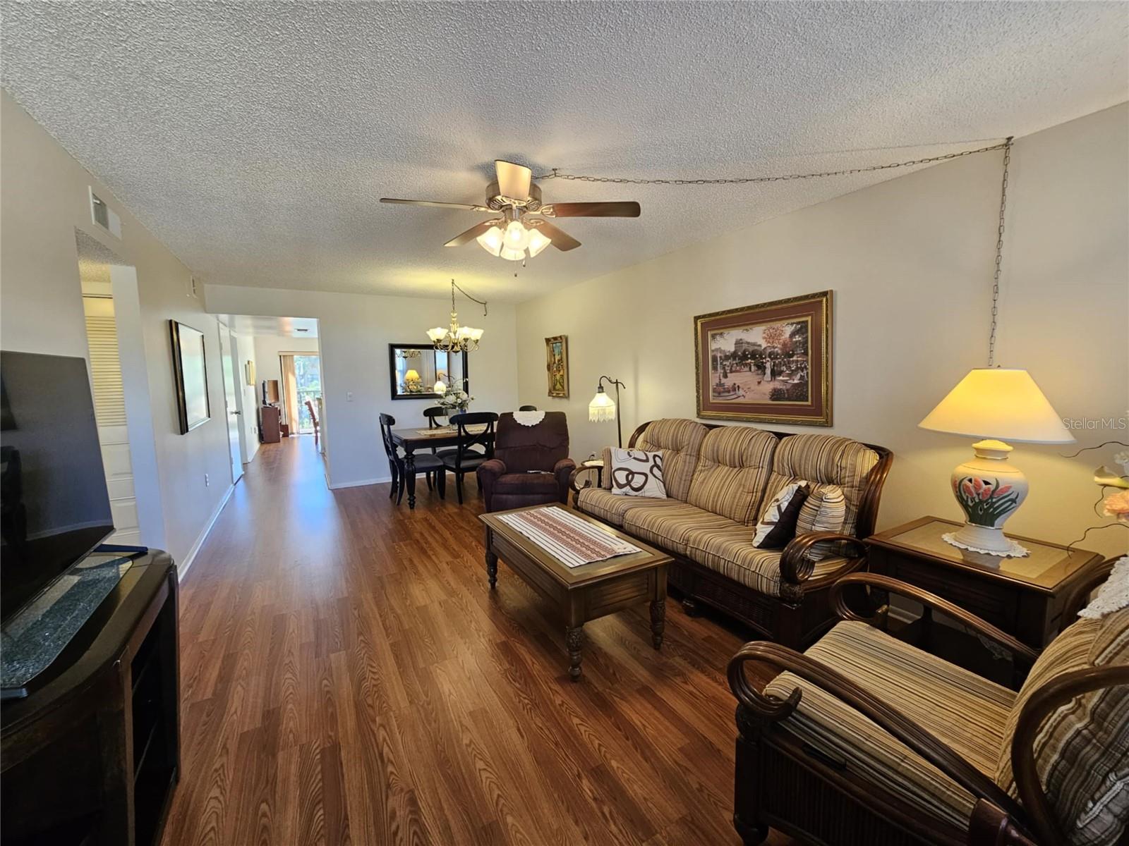 Image 6 of 33 For 425 30th Avenue W C206