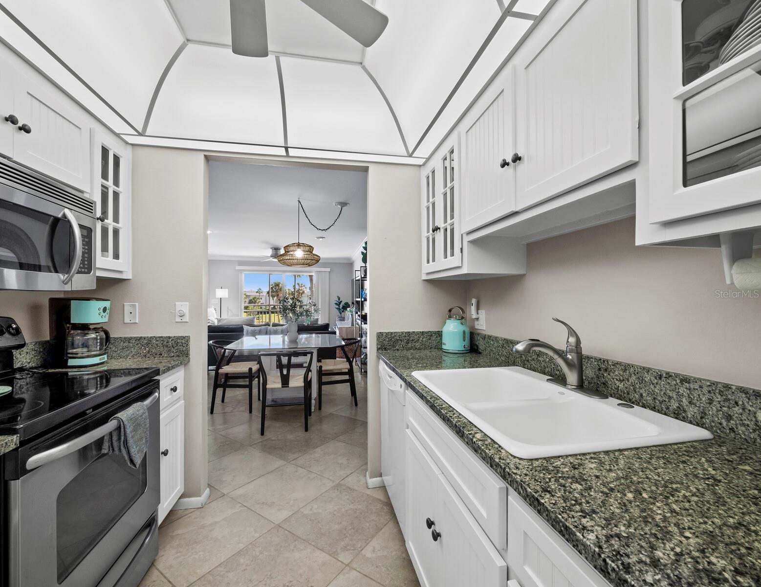 Image 10 of 53 For 7155 Gulf Of Mexico Drive 22