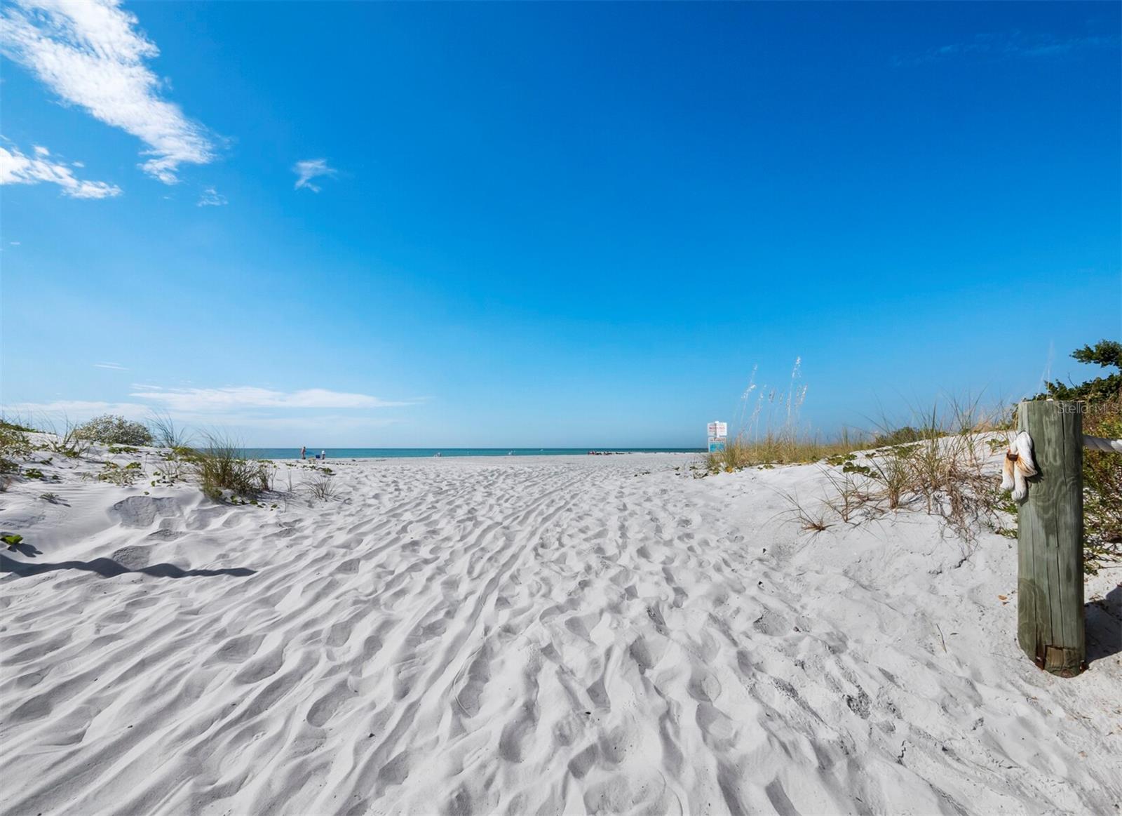 Image 26 of 53 For 7155 Gulf Of Mexico Drive 22