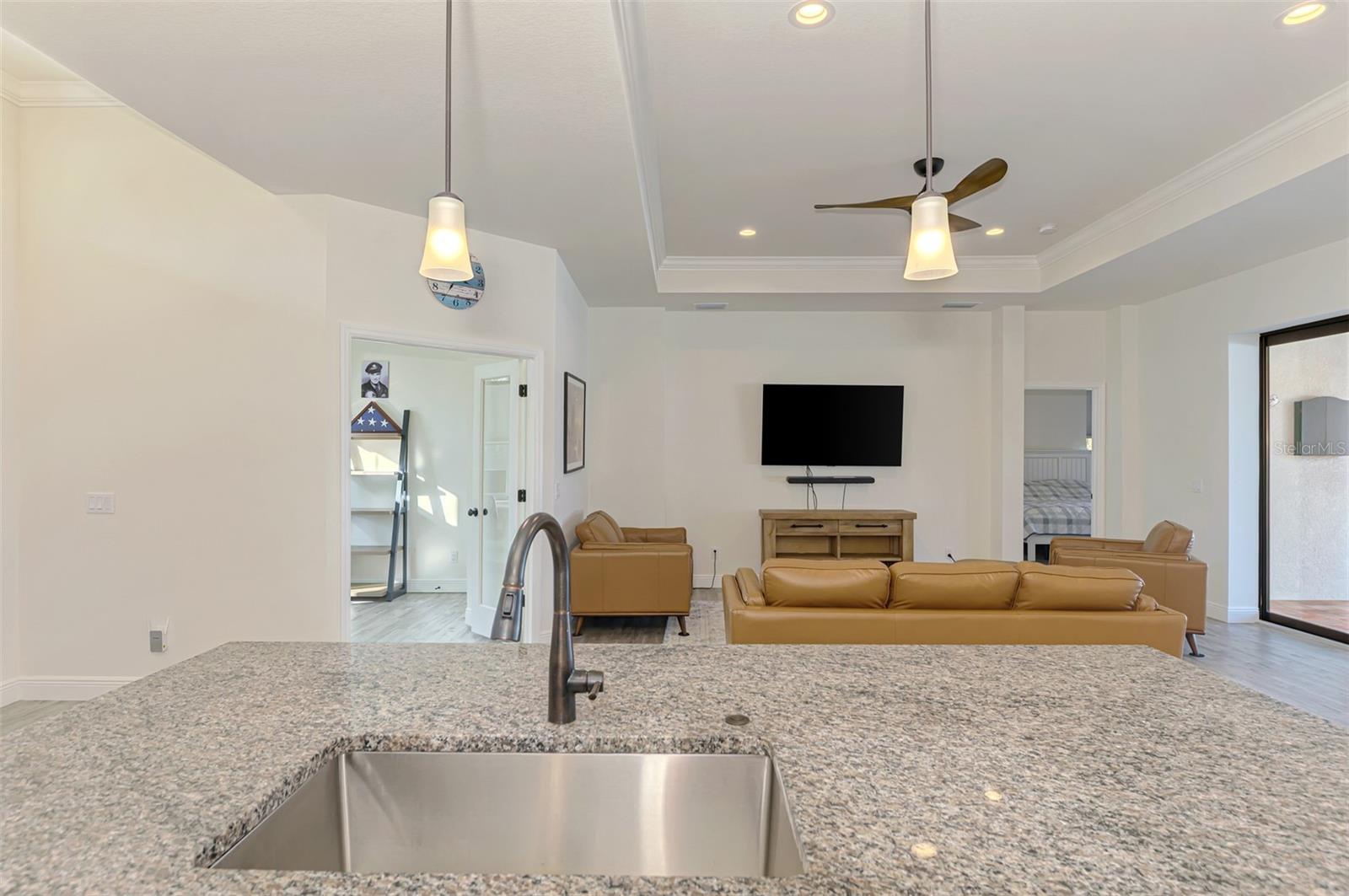 Image 20 of 57 For 2756 Vedado Street