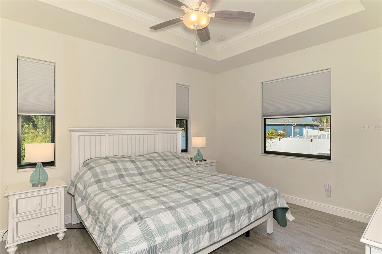 Image 29 of 57 For 2756 Vedado Street