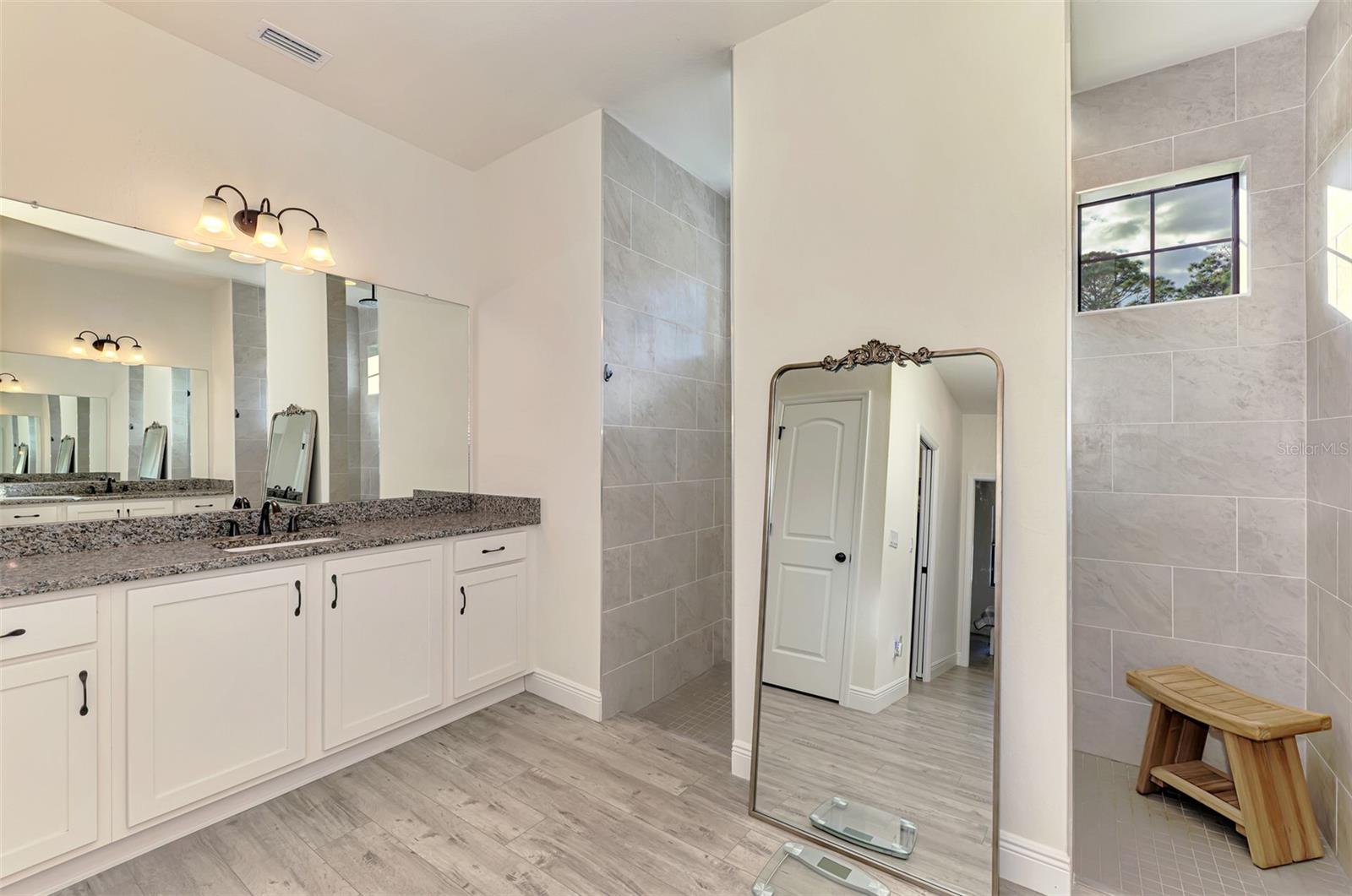 Image 31 of 57 For 2756 Vedado Street