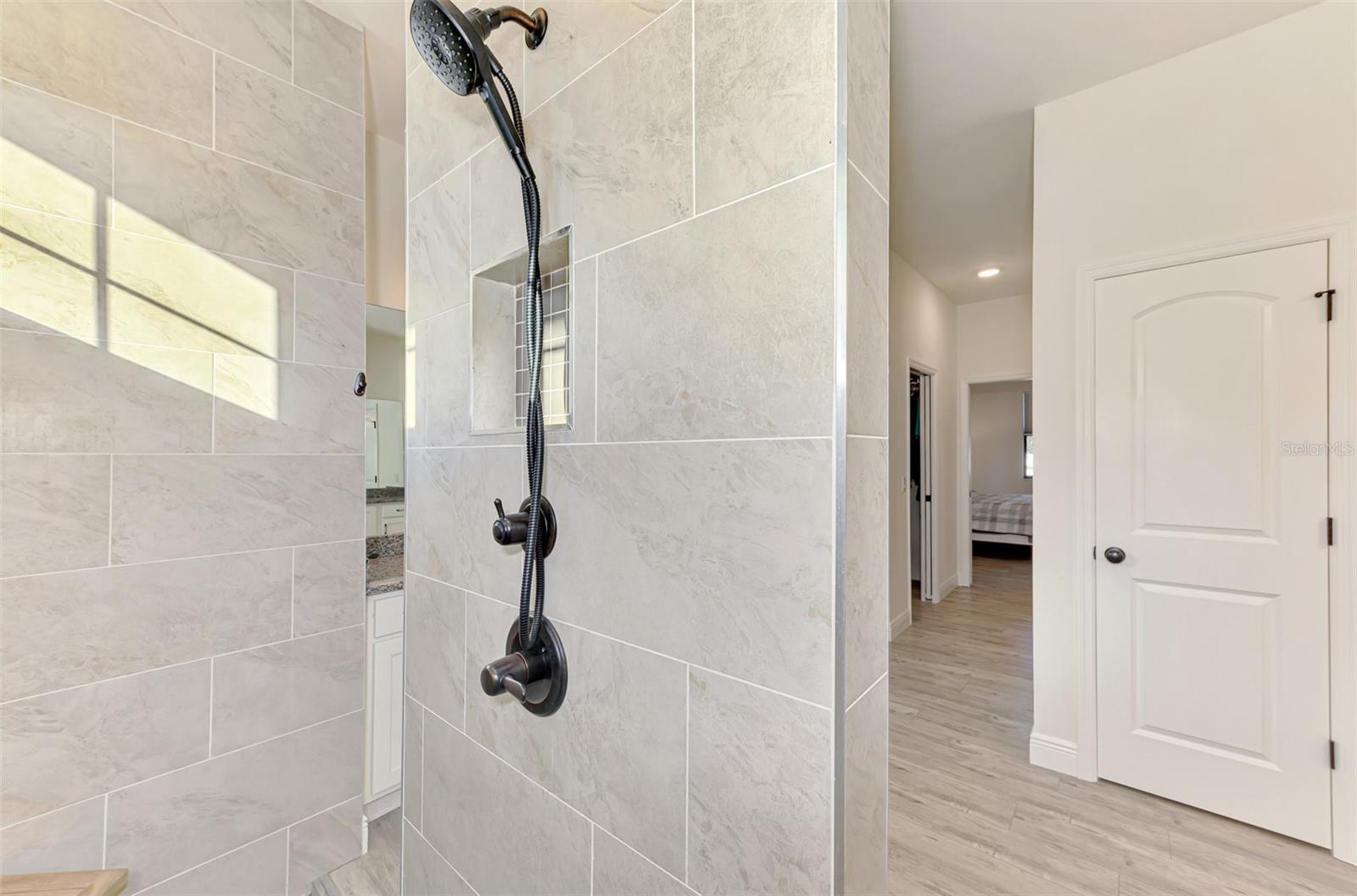 Image 33 of 57 For 2756 Vedado Street