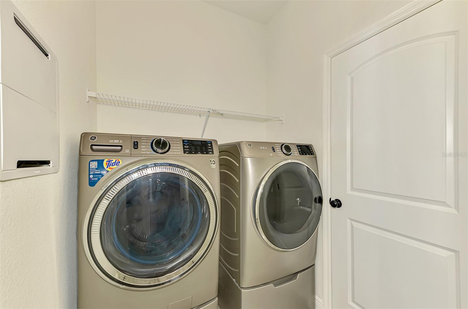 Image 41 of 57 For 2756 Vedado Street