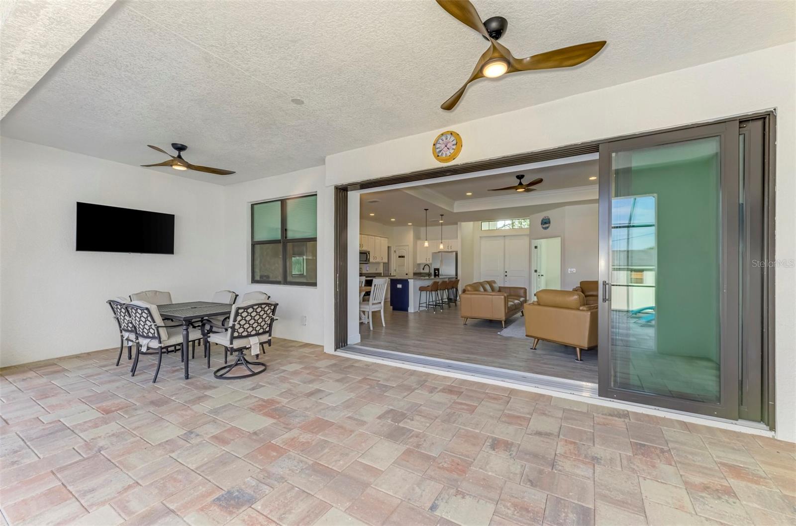 Image 42 of 57 For 2756 Vedado Street