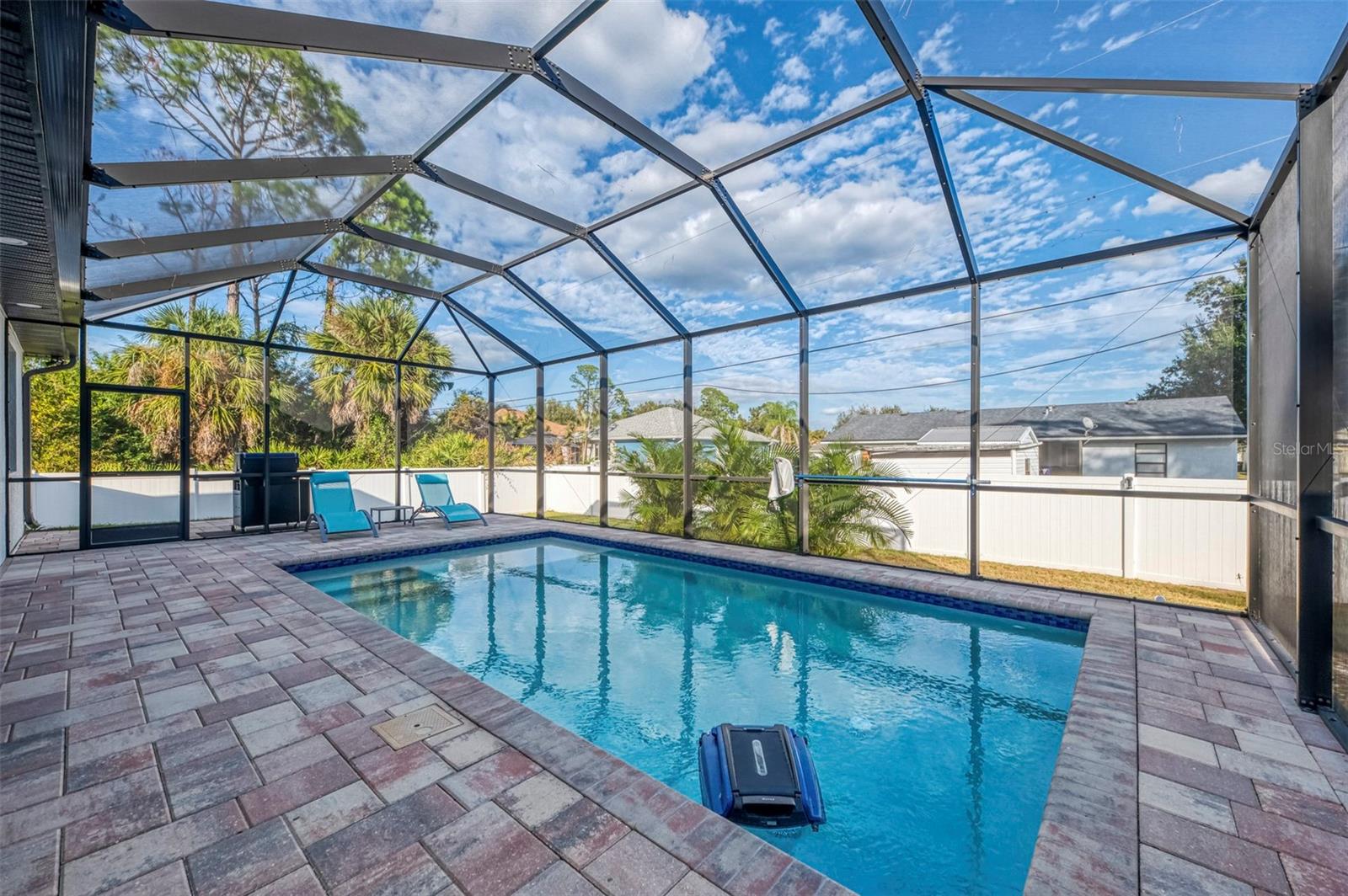 Image 47 of 57 For 2756 Vedado Street