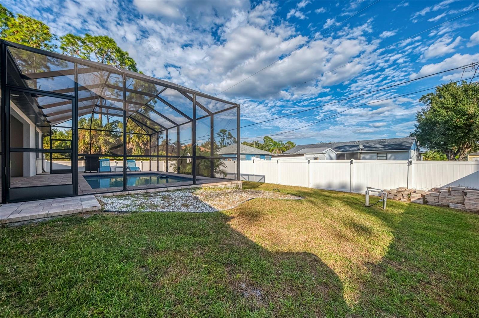 Image 52 of 57 For 2756 Vedado Street