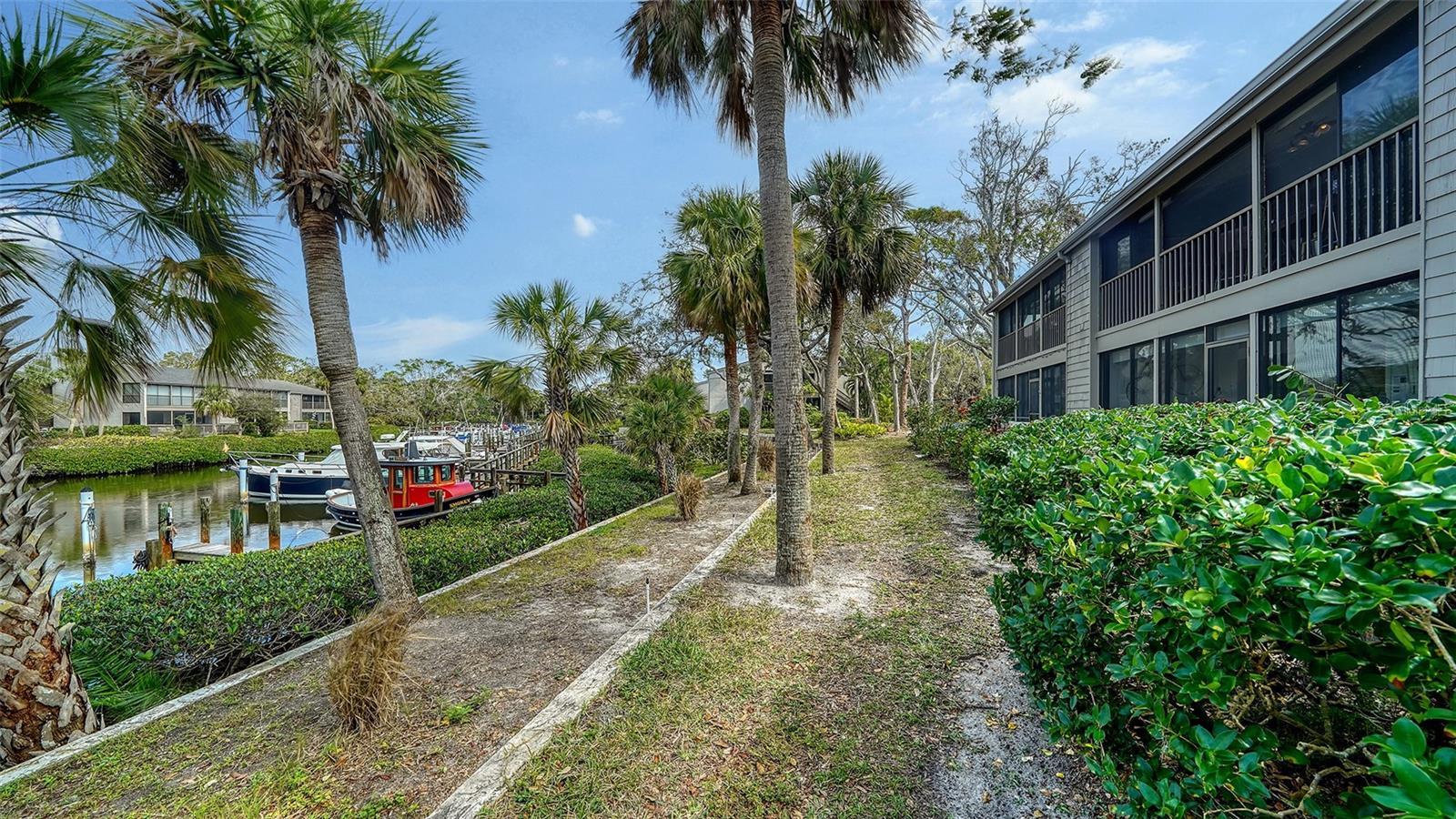 Image 32 of 58 For 1601 Pelican Point Drive Ha212