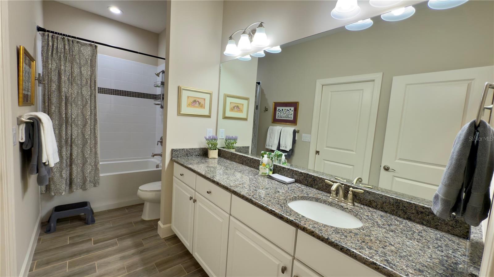 Image 16 of 33 For 5846 Cavano Drive