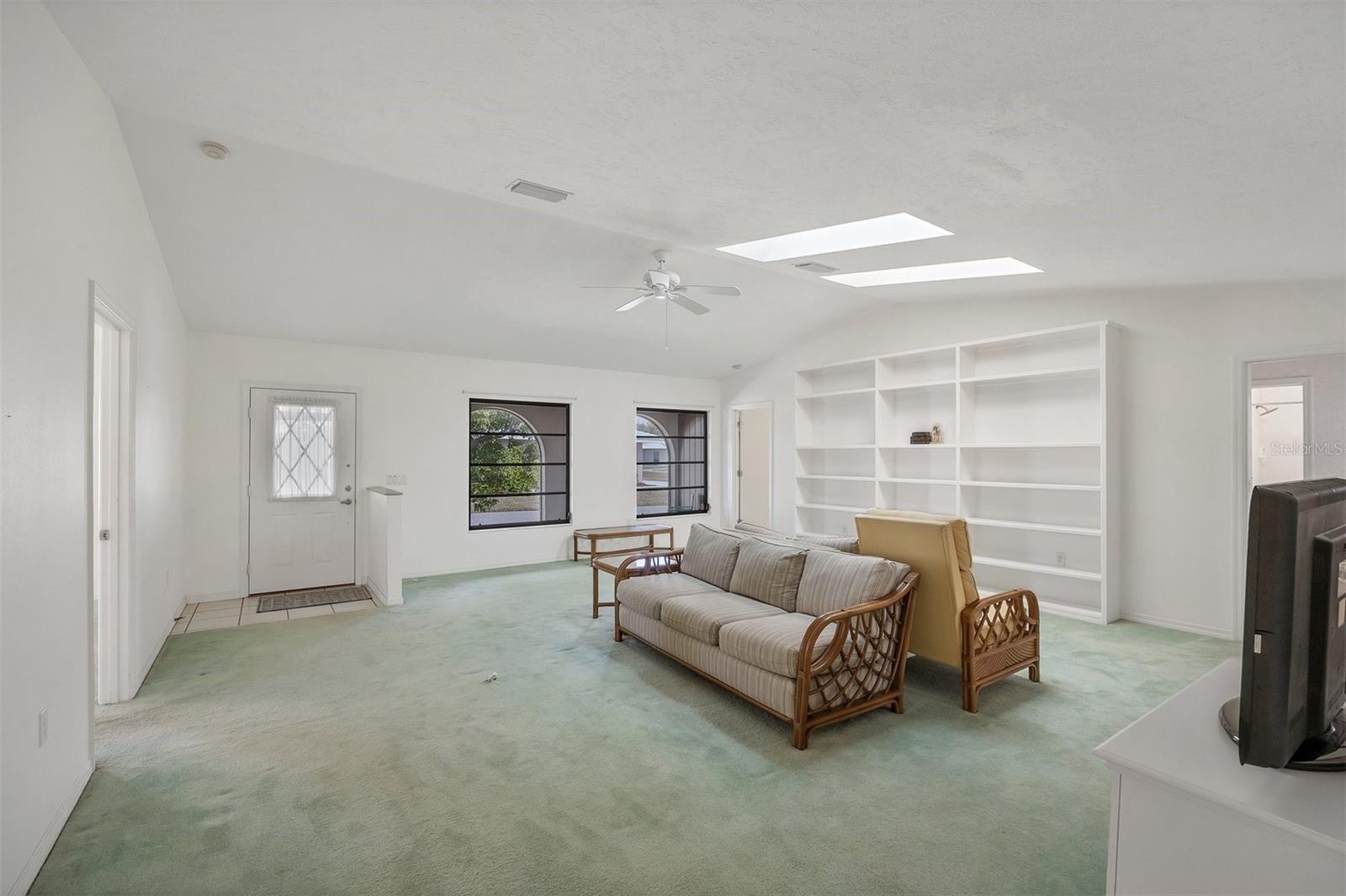 Image 9 of 53 For 650 Chirico Drive