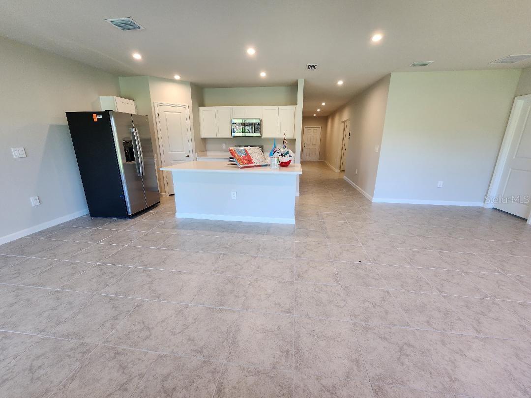 Image 5 of 11 For 814 172nd Court E