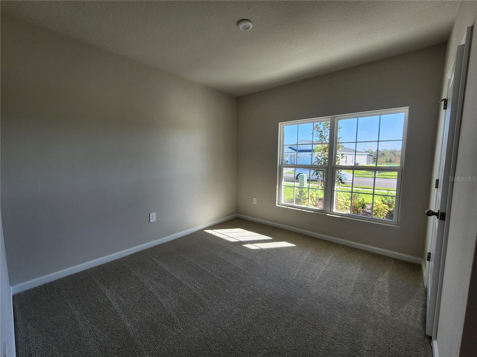 Image 9 of 11 For 814 172nd Court E