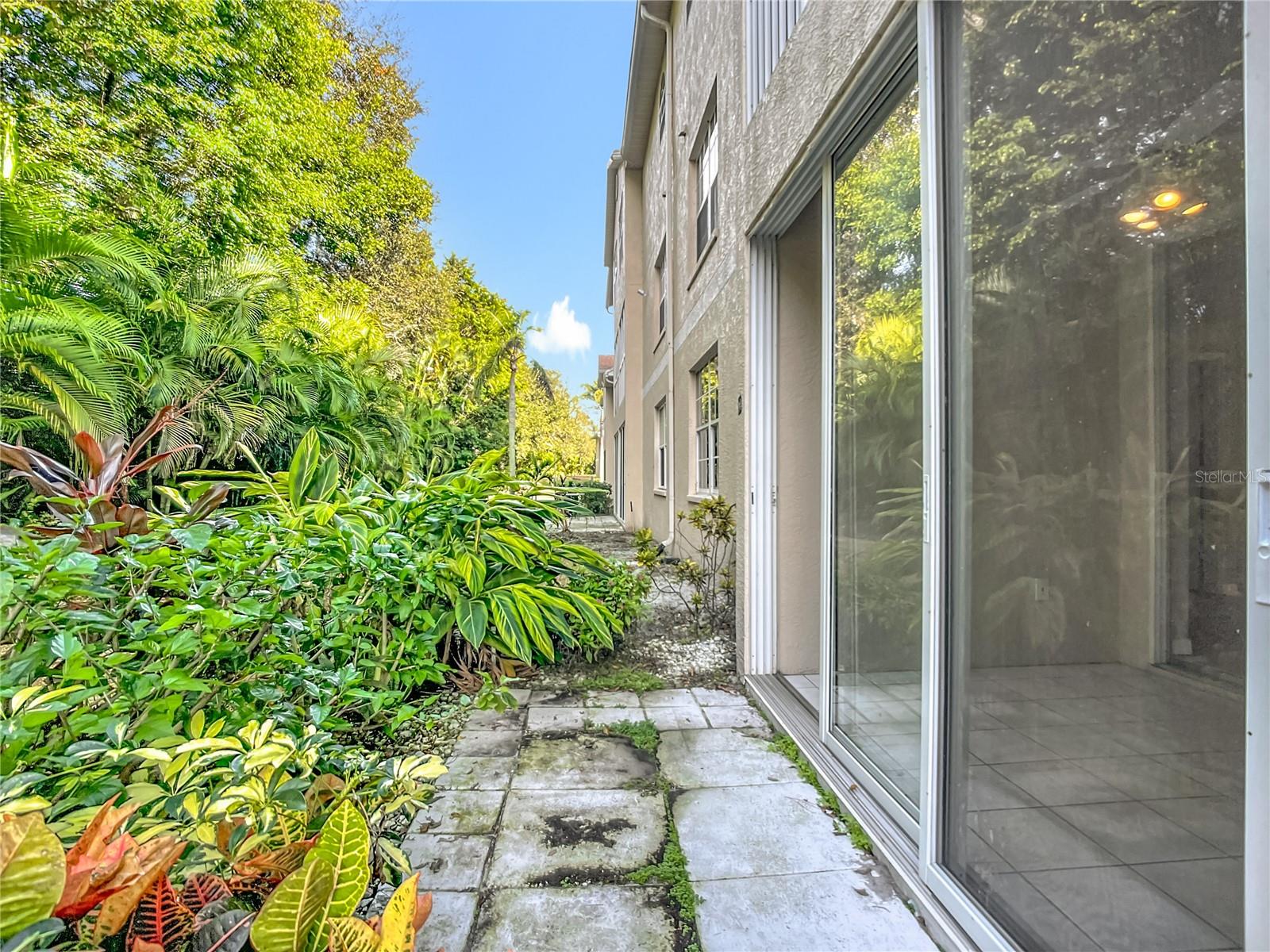 Image 29 of 40 For 4275 Castlebridge Lane 1312b1