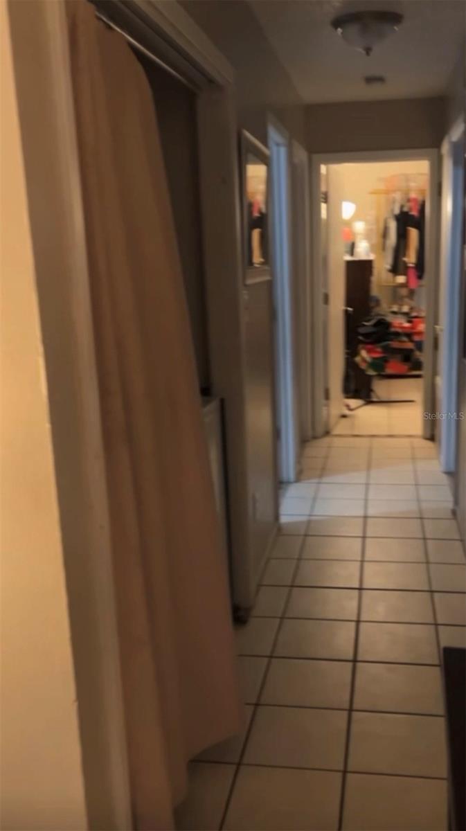 Image 5 of 5 For 412 Hancock Lane