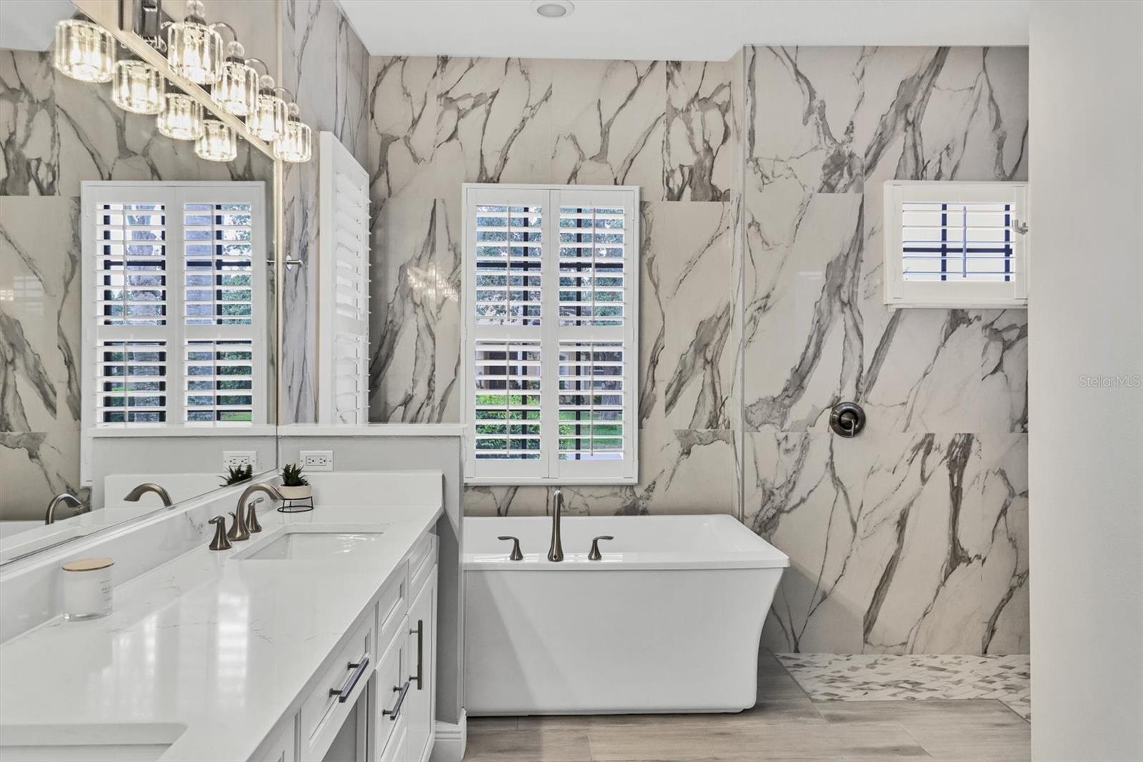 Image 32 of 85 For 6470 Indigo Bunting Place