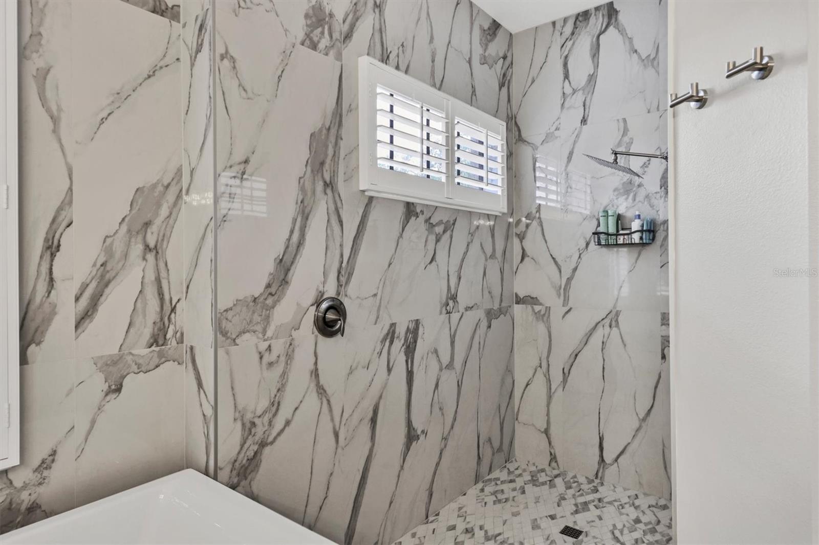 Image 33 of 85 For 6470 Indigo Bunting Place