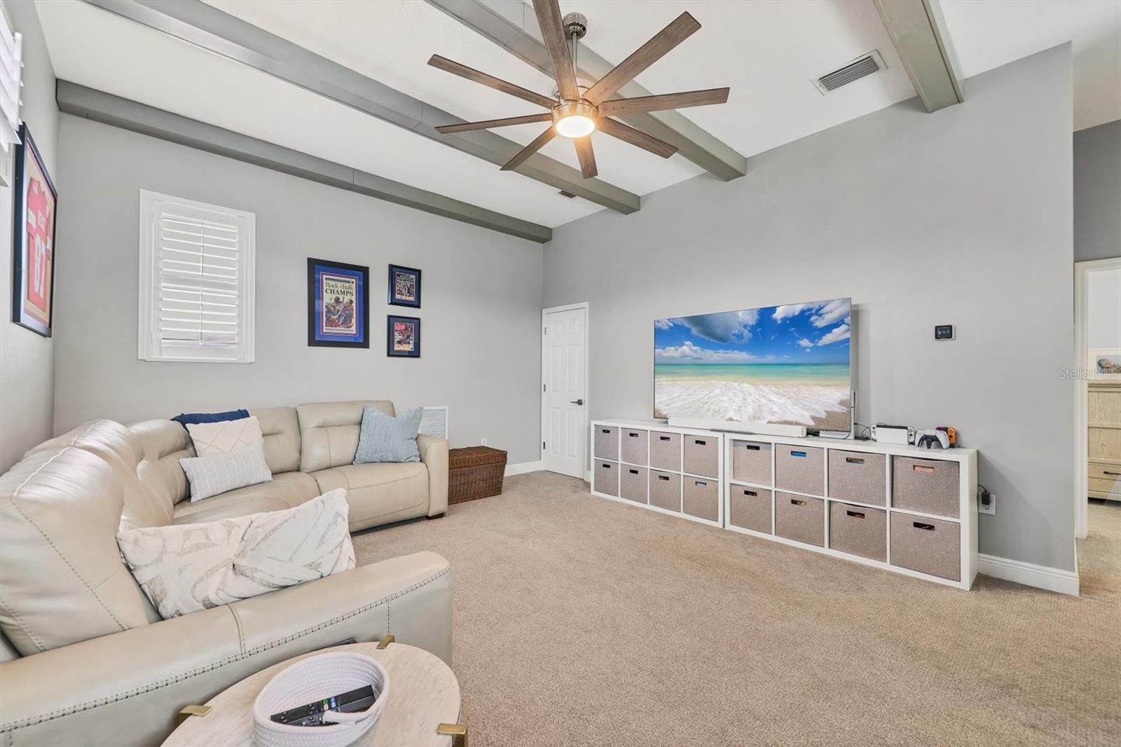 Image 43 of 85 For 6470 Indigo Bunting Place