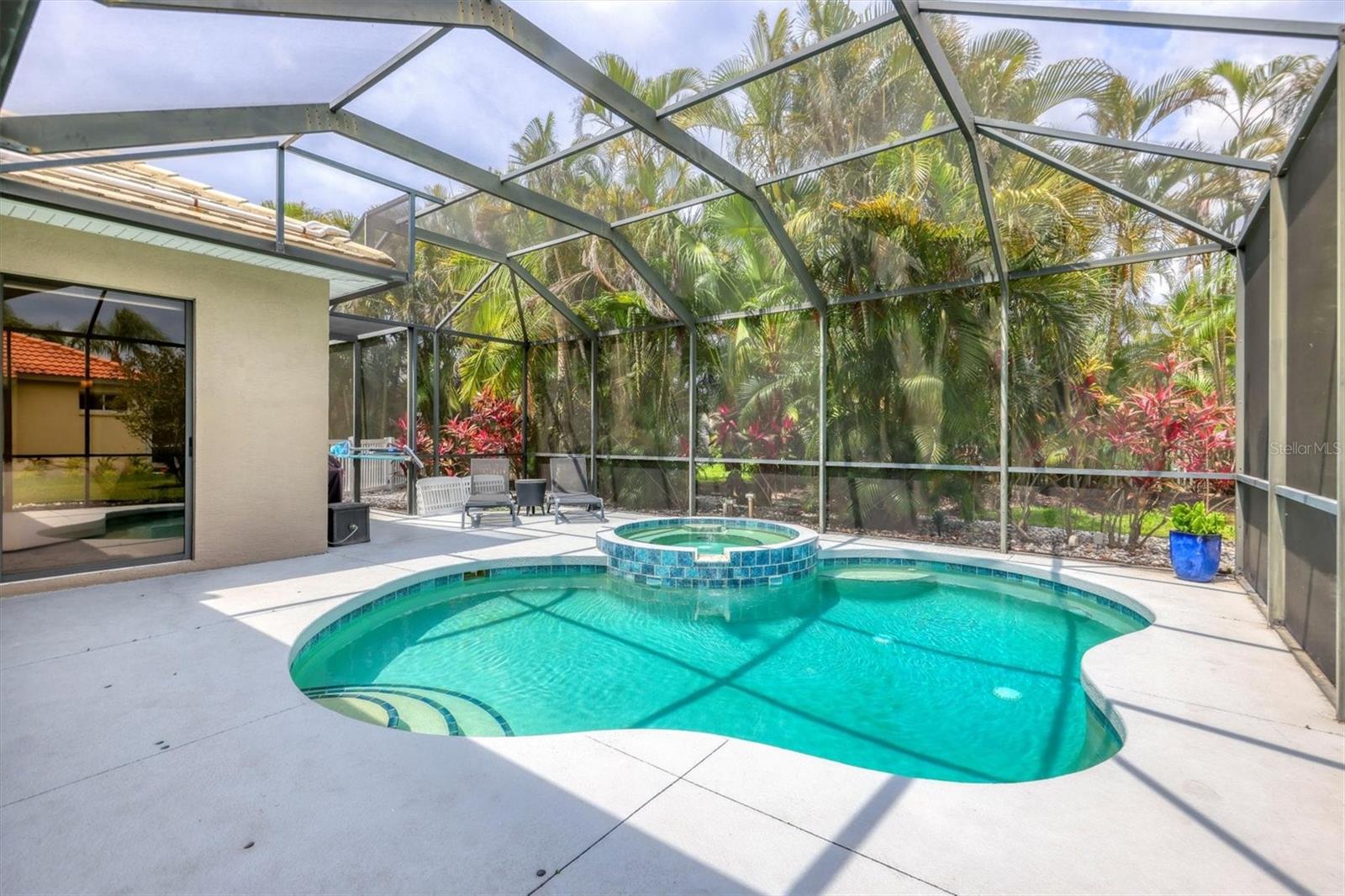 Image 50 of 85 For 6470 Indigo Bunting Place