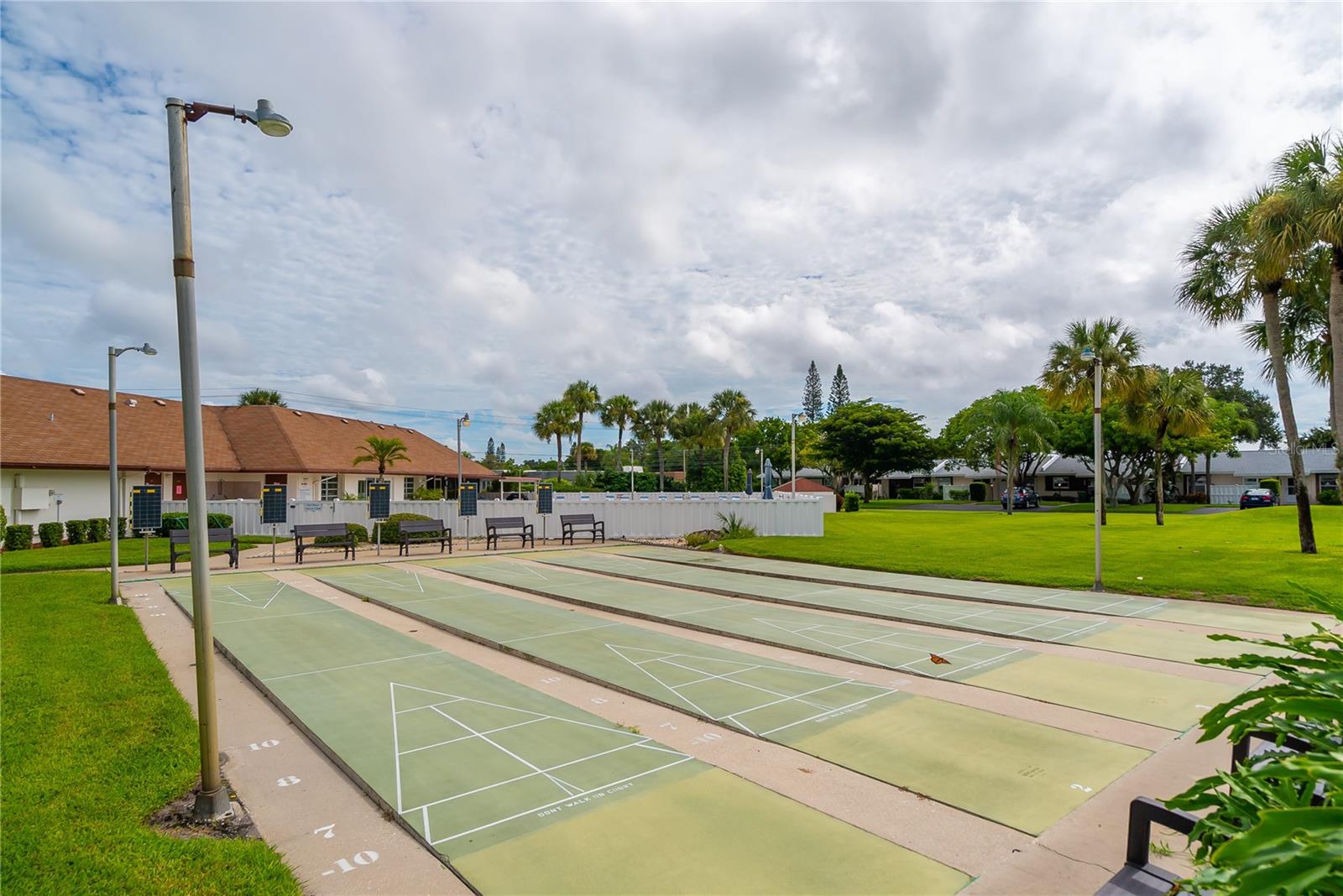 Image 17 of 25 For 4110 38th Avenue W 4110