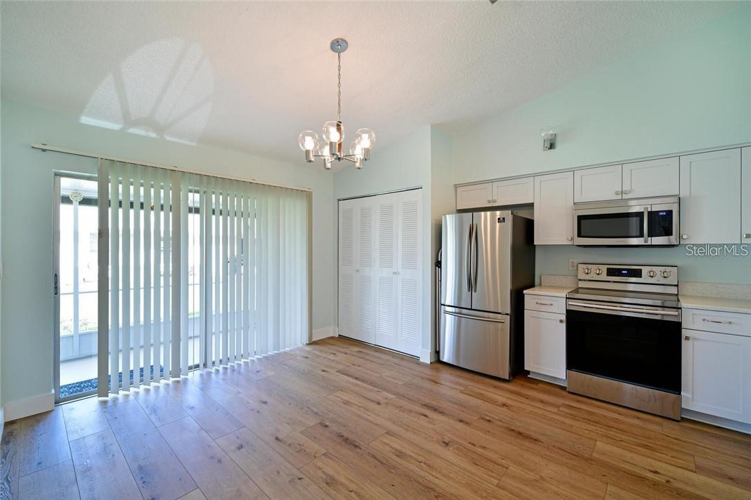 Image 3 of 25 For 4110 38th Avenue W 4110